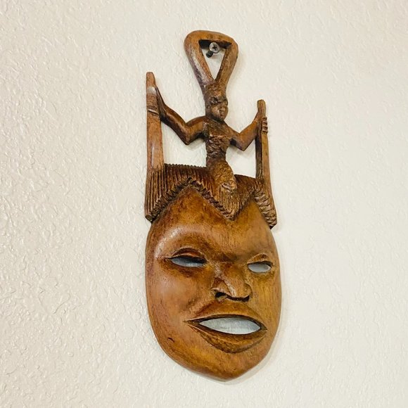 Authentic AFRICART Guro Mask with horns and Seated Divinity 10" Made in Malawi. - Picture 3 of 16